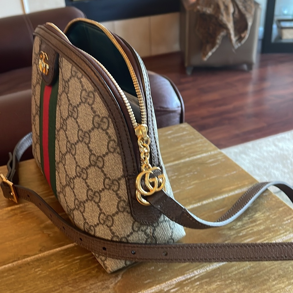 Gucci bag - Picture 2 of 2